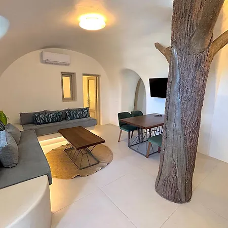 Denisa Villa Vothonas (Santorini)