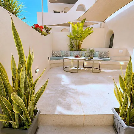 Denisa Villa Vothonas (Santorini)