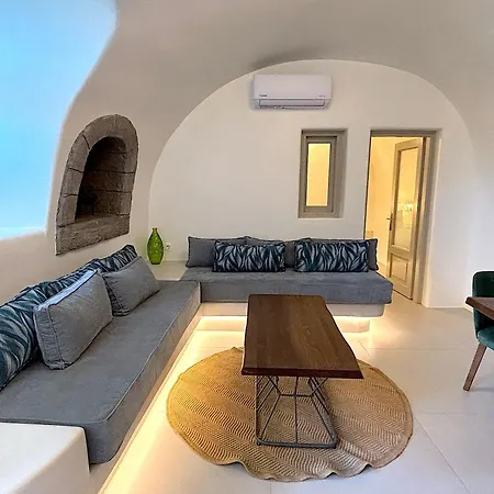 Denisa Villa Vothonas (Santorini)